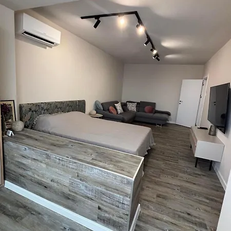 Daire Sky & Hills View 1br Filibe